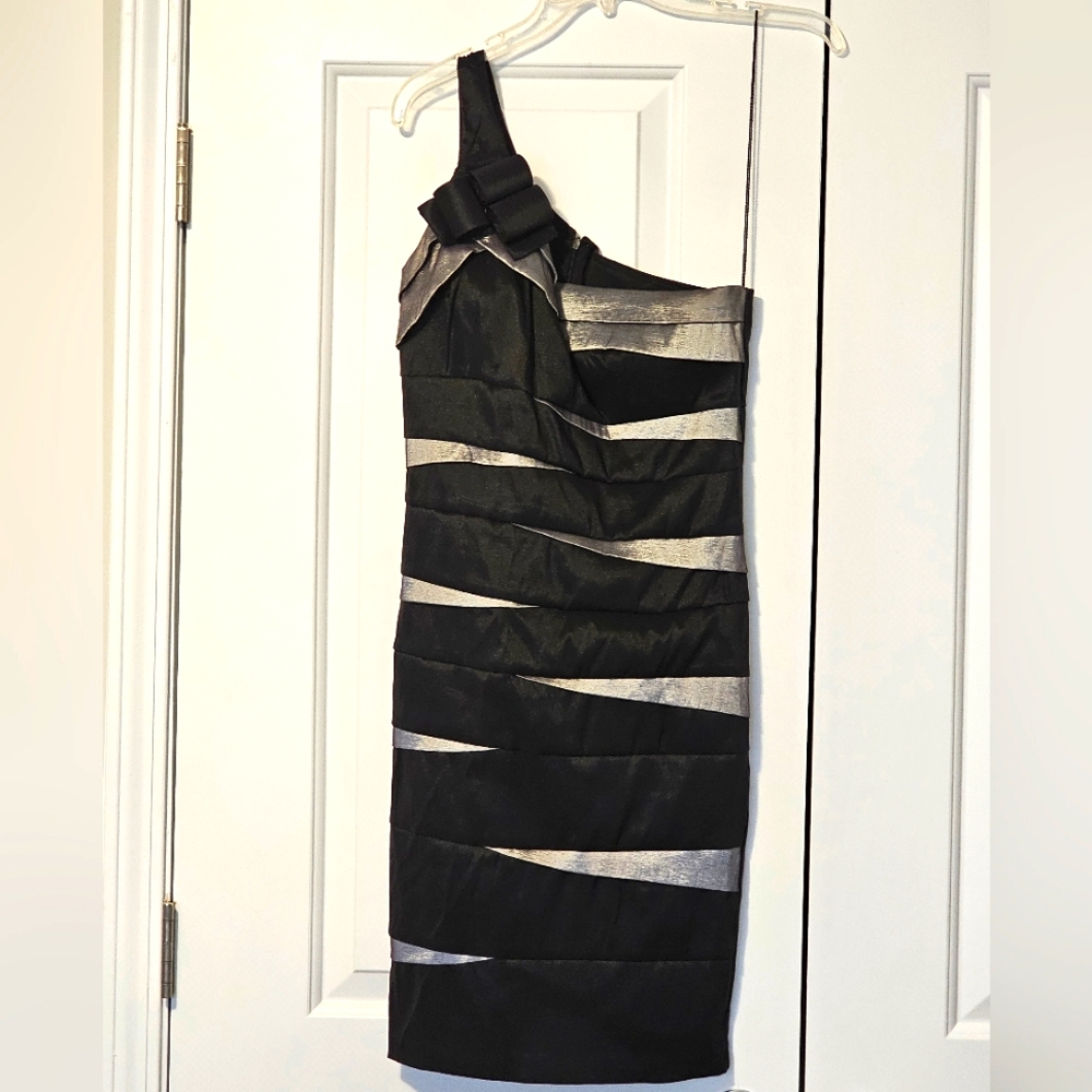 Elegant Black and Silver One-Shoulder Cocktail Dress